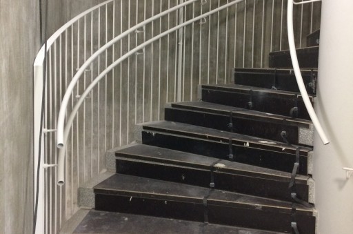 Väre Worksite survey: handrail on the staircase