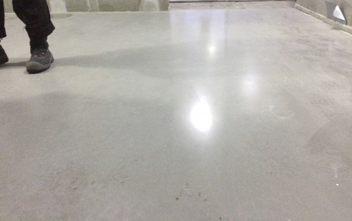 Concrete floor in the model room